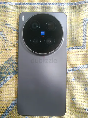 Vivo X300 ultra (Gray) - Good Condition, with box and All accesries