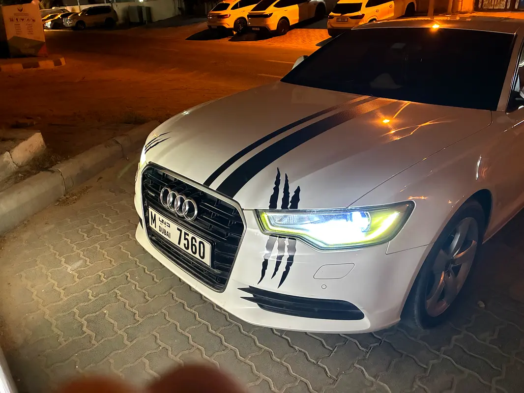 Audi A6 2012 — photo 1 of 20