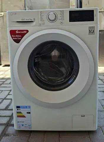 LG 6kg washing machine with DD 6 motion, working condition