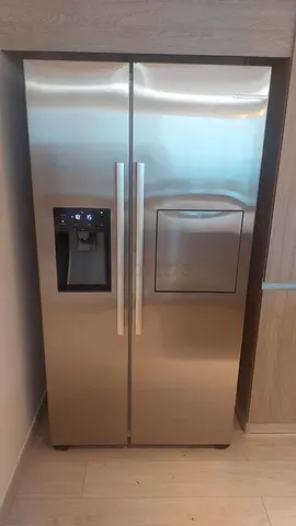 Bosch series 6  side by side fridge freezer with water dispenser ice maker mini bar