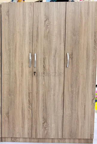 3 Door Cupboard