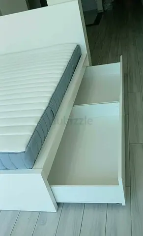 Ikea Malm bed with mattress queen size excellent condition
