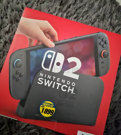 Nintendo Switch 2 - Lady Owned