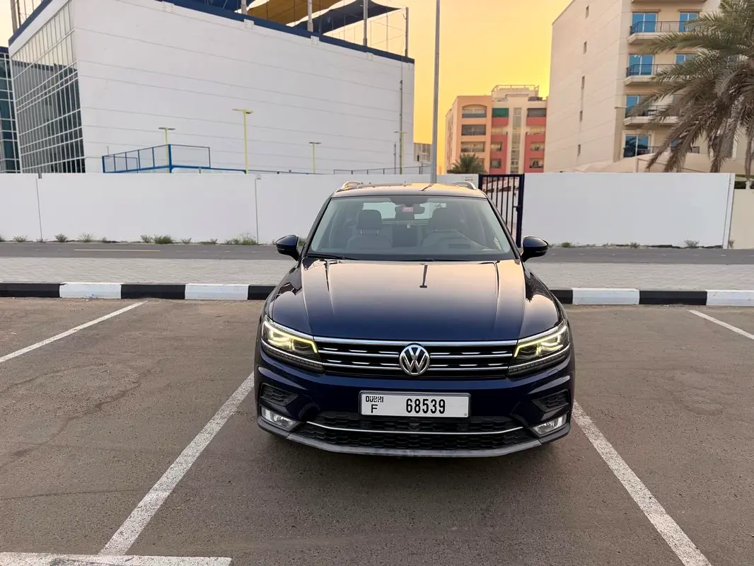 Volkswagen Tiguan 2017 — photo 1 of 15