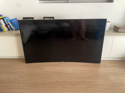 Samsung curved screen 55 inches