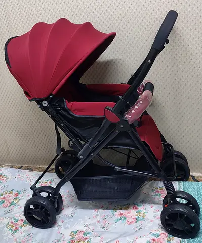 Reversible baby stroller 100 aed