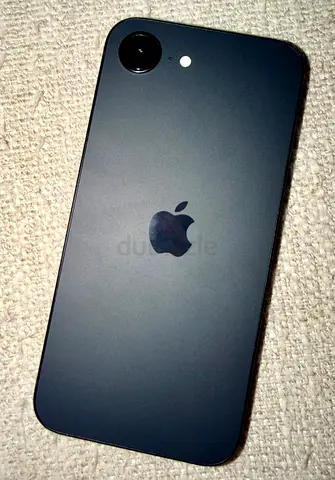 iPhone 17e - like new! 1 month used only