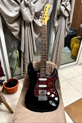 Aria Modified Strat