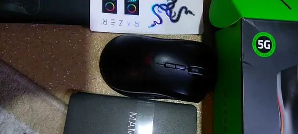 Razer wireless mouse with original box - good condition