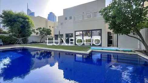 Beautiful Upgraded | Light-Filled | Landscaped Garden