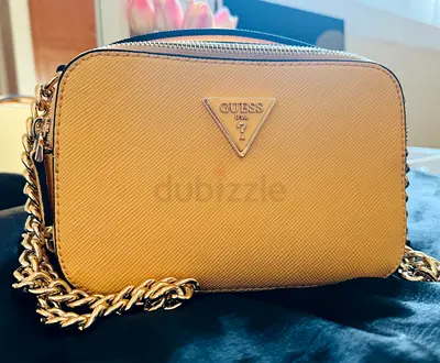 GUESS Noelle camera crossbody