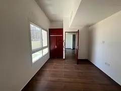 Unfurnished | Vacant Unit| Prime Location