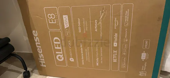 Hisense QLED E8 55-inch TV (boxed) - QLED TV in good condition