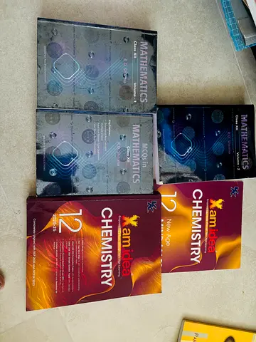 Set of Mathematics and Chemistry reference guides (Grades 12)