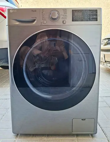 with integrated wifi connectivity, this LG ThinQ technology 10.5kg washing machine with 7kg dryer.