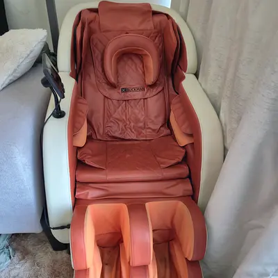 JC buckman massage chair