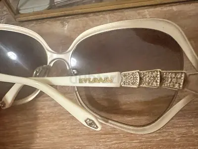 White crystal-embellished womens sunglasses - preowned