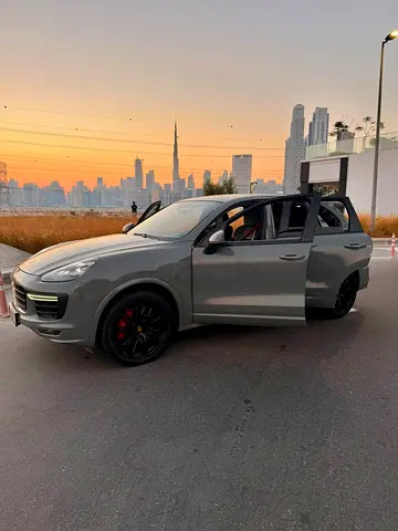 Porsche Cayenne GTS 2016 | GCC Specs | Pristine Condition