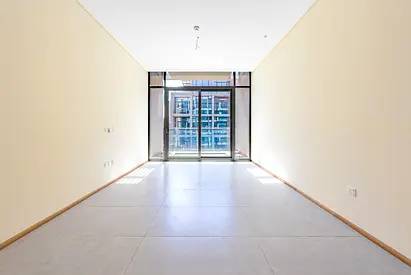 Luxurious Apt Bespoke Condition Best Layout