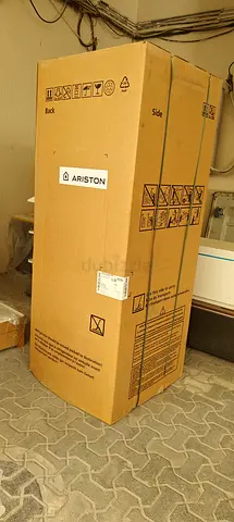 Ariston fridge 530 litre