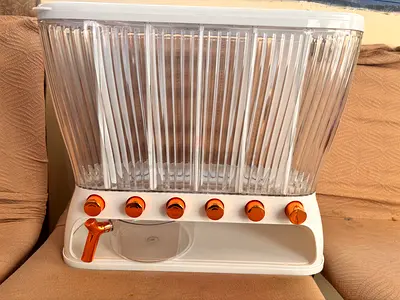 Grain storage container