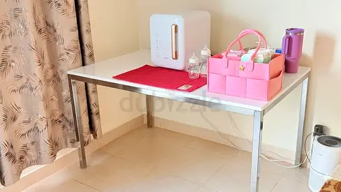 Table - White top
