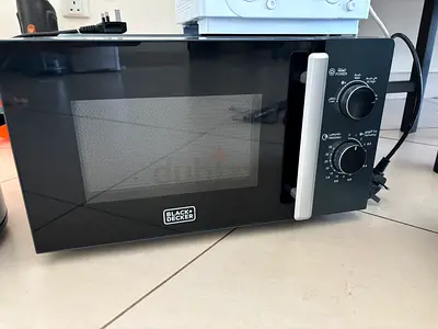 Black+Decker Countertop Microwave 20L - excellent Working Condition
