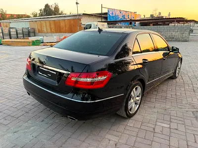 Mercedes-Benz E-Class E 300 2011 GCC Specs