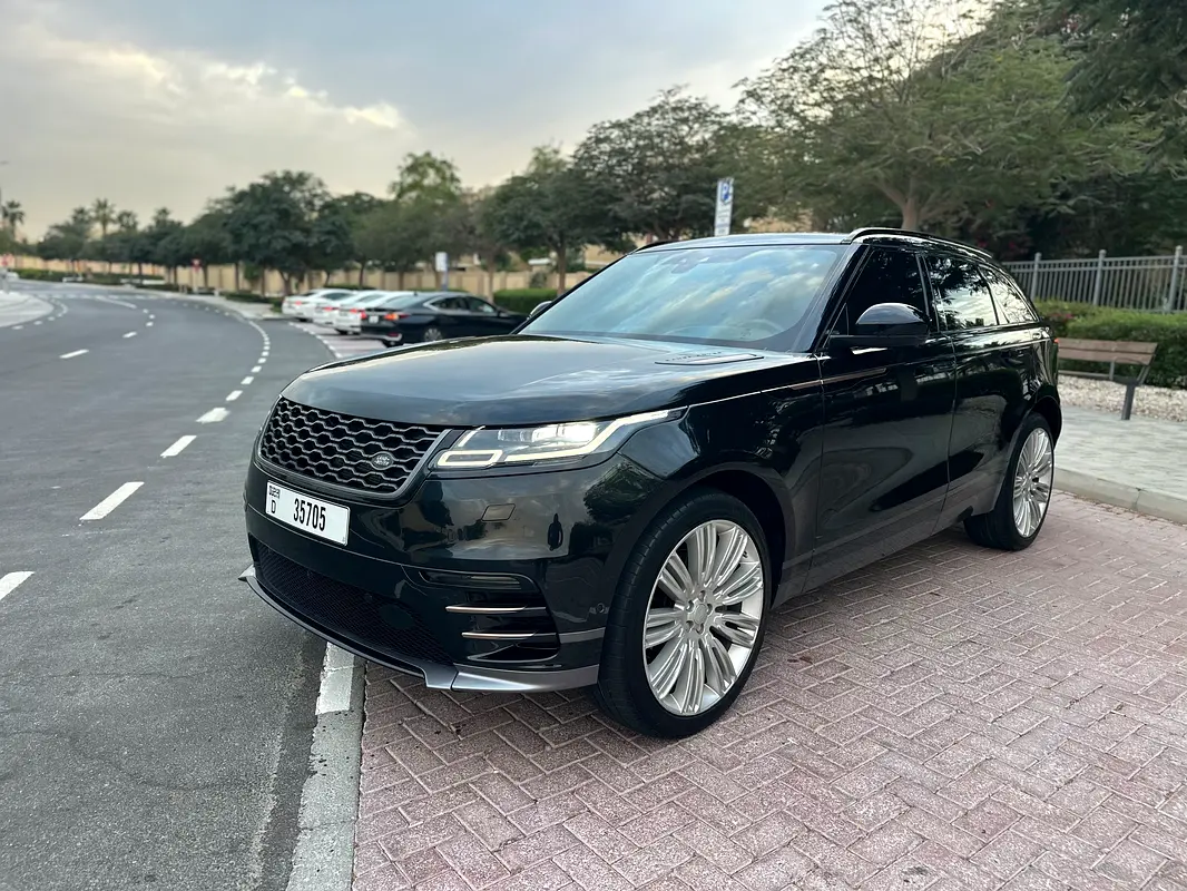 Land Rover Range Rover Velar 2018 — photo 1 of 10