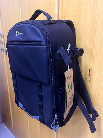Lower Adventura BP 300 III— like new, used once
