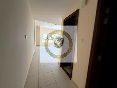 تككيف مجاني وغرفه ماستر موفه مميز وحيوي قريب من كل الخدمات مثل المقاهي والصيدليات  والمتاجر وقريب من مخرج دبي