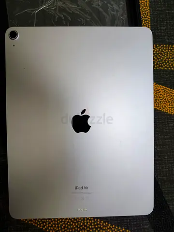 Apple iPad Air (purple) M2 Excellent Condition, 13 inch