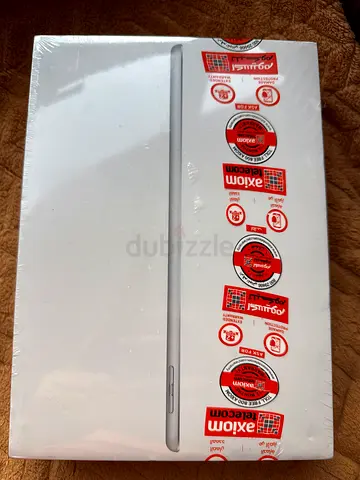 Sealed Apple iPad (new in box) - 9.7-inch (silver)