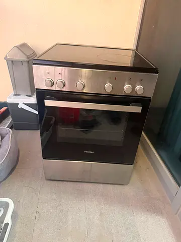Siemens freestanding electric oven with ceramic hob - good working condition