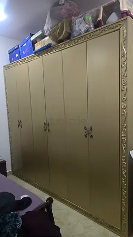 Large 6-door classic wardrobe / armoire - good condition purchase price AED 7000