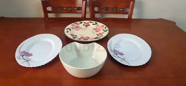 Ceramic  trays and  bowl