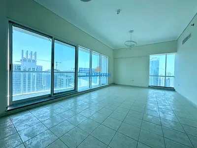 LAKE VIEW | HIGH FLOOR | VACANT & READY TO MOVE