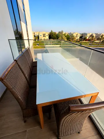 Large Glass Dining Table 205cm x 95cm – Seats 6-8