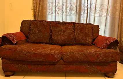 Spacious 3-Seater Sofa + 2- Seater Sofa + Oversized Armchair – Paisley Design, Excellent Comfort