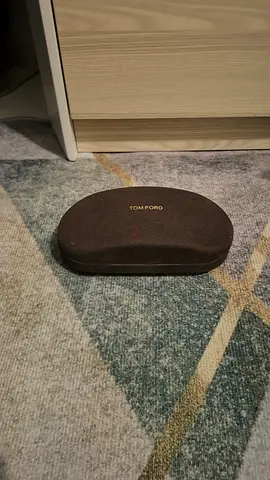 Tom Ford clip on sunglasses glasses (Not including medical lenses)