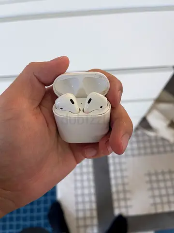 AirPods gen 1 (Left earbud working only)