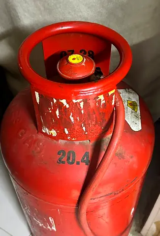 Used 20.4kg Red Gas Cylinder (Propane/Butane) - Good Working Condition