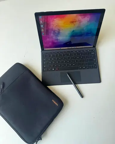 Surface Pro 7 | i5 10th Gen | 8gb ram,256gb ssd | Touchscreen 2-in-1 | Original Pen + Keyboard