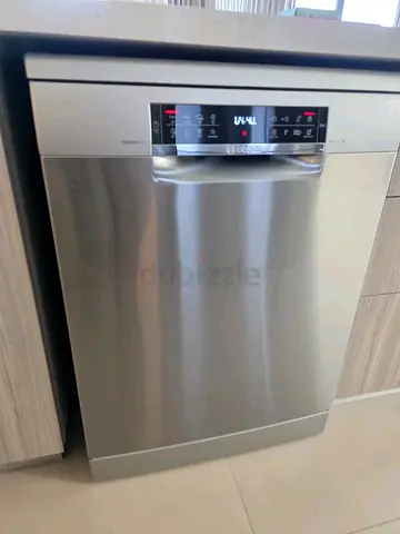 Bosch series 8 dishwasher 3 rake Stainless Steel Freestanding perfect Working Condition, free delive