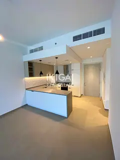 Luxary High Floor | Spacious | Store Room | Fitted Kitchen