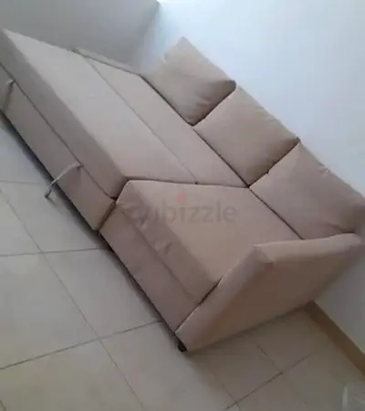 Beige 3-Seater Sofa in Good Condition