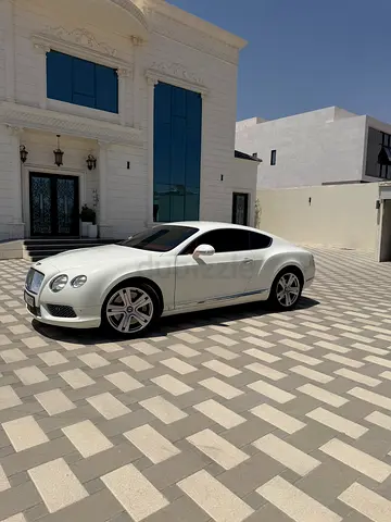Bentley Continental GT 2015 | GCC Specs | Pristine Condition