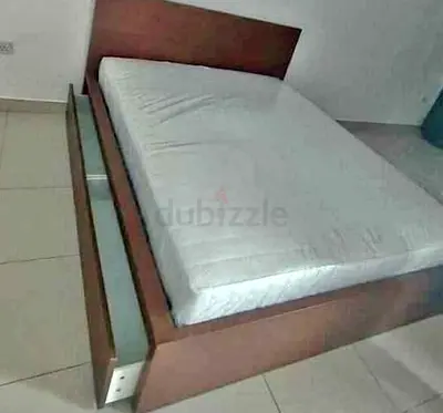 Ikea malam bed with ikea mattress Queen size 160x200cm bed
