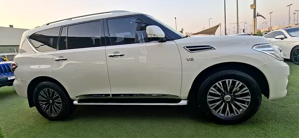 2017 Nissan PATROL 照片 9