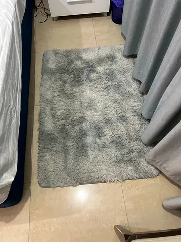 Soft Grey Shaggy Rug - Small Bedroom/Bedside Rug